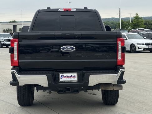 Used 2024 Ford F250 Lariat AWD/4WD image 5