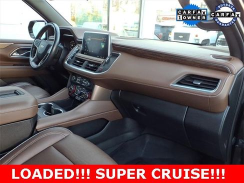 Used 2023 Chevrolet Suburban High Country w/ Advanced Technology Package image 21