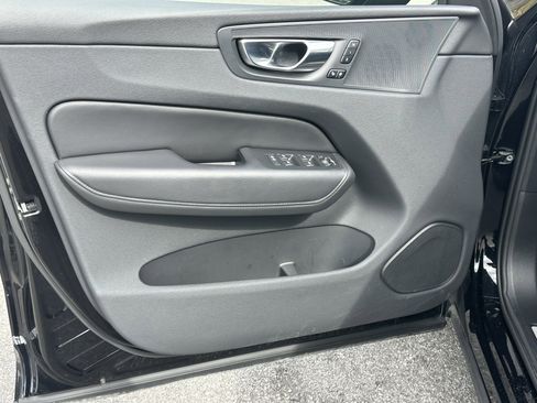 Certified 2025 Volvo XC60 B5 Plus image 48