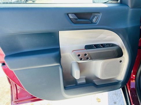 New 2026 Ford Maverick Lariat w/ 4K Tow Package image 16