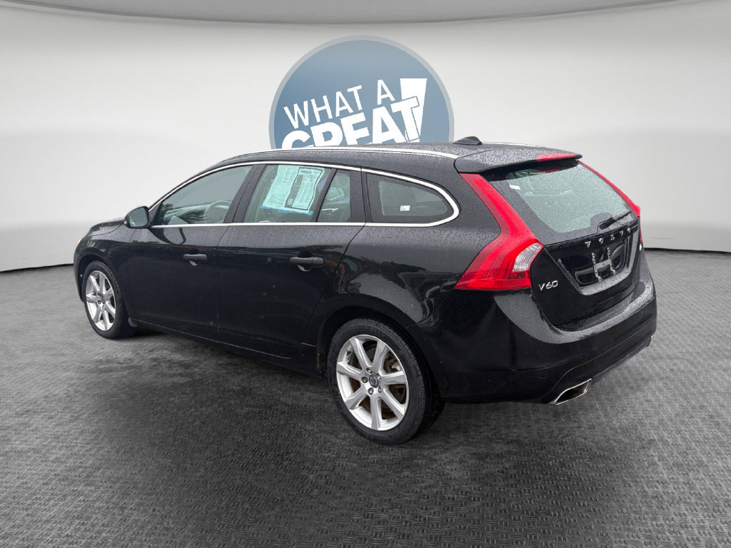 Used 2017 Volvo V60 T5 Premier w/ Convenience Package FWD image 6