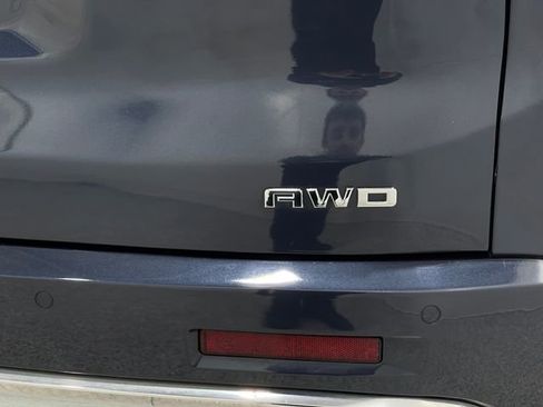 Used 2018 GMC Acadia Denali image 42