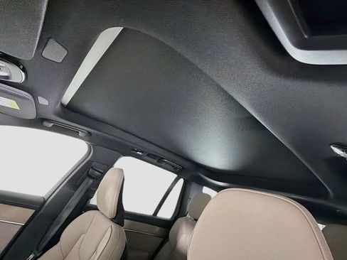 New 2026 Volvo XC90 B6 Plus w/ Protection Package Premier AWD/4WD image 23