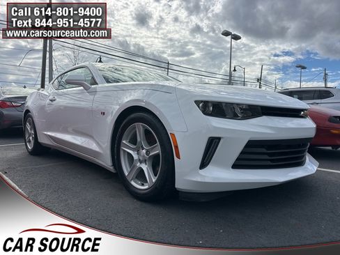 Used 2017 Chevrolet Camaro LT image 1
