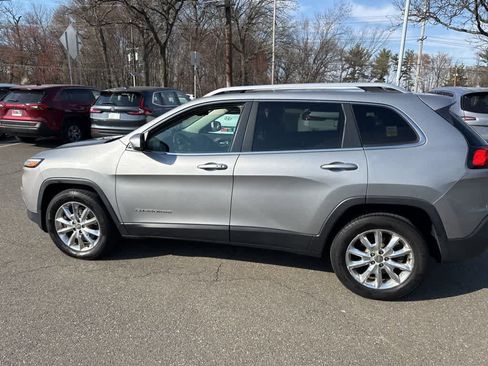 Used 2015 Jeep Cherokee Limited image 19