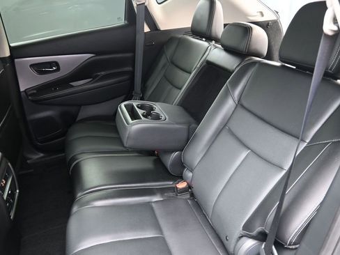 Used 2024 Nissan Murano SL FWD image 14