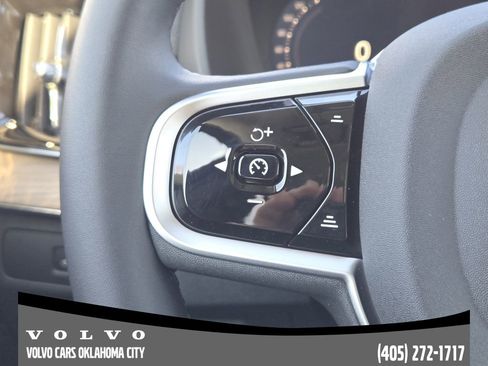 New 2026 Volvo XC90 B6 Plus w/ Protection Package Premier image 27