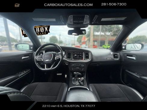 Used 2021 Dodge Charger Scat Pack w/ Dynamics Package RWD image 9