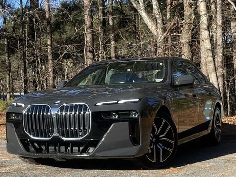 Used 2023 BMW 740i w/ Parking Assistance Package image 1