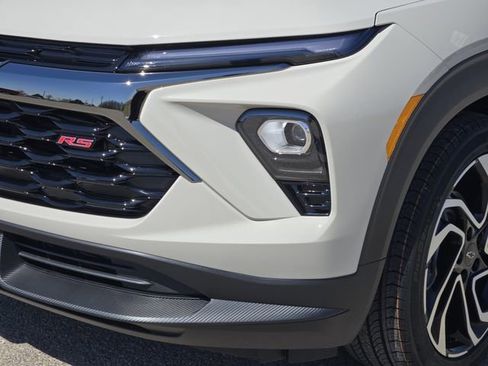 New 2026 Chevrolet TrailBlazer RS w/ Convenience Package FWD image 6