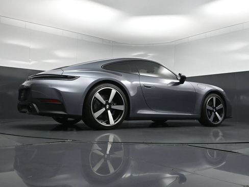 Certified 2026 Porsche 911 Carrera RWD image 26