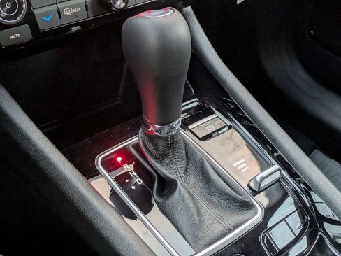 New 2026 Jeep Compass Limited image 22