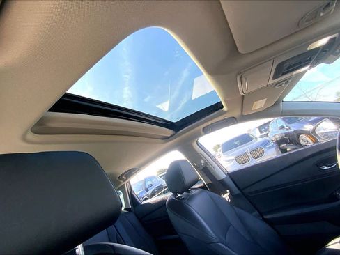 Used 2023 Honda Accord Touring image 13