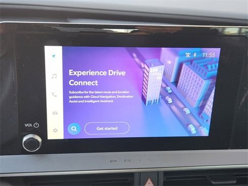 Used 2025 Toyota Prius XLE image 13