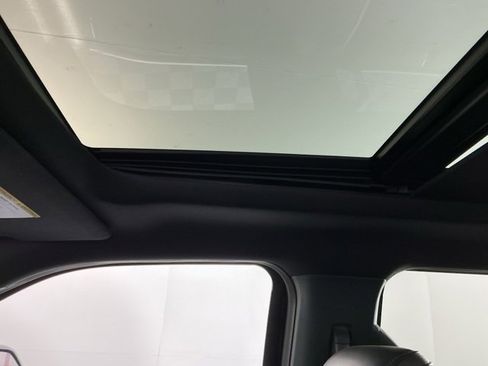 Used 2022 Ford F450 Platinum w/ FX4 Off-Road Package image 26