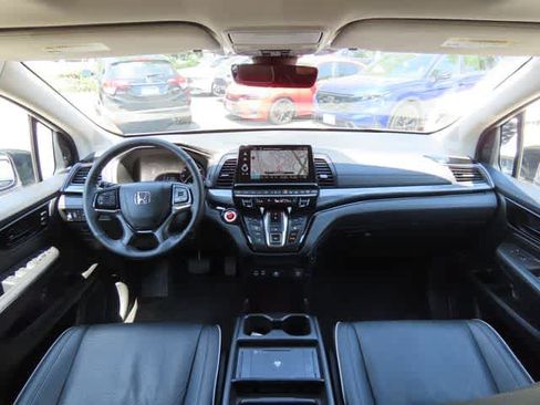 Used 2025 Honda Odyssey Elite image 20
