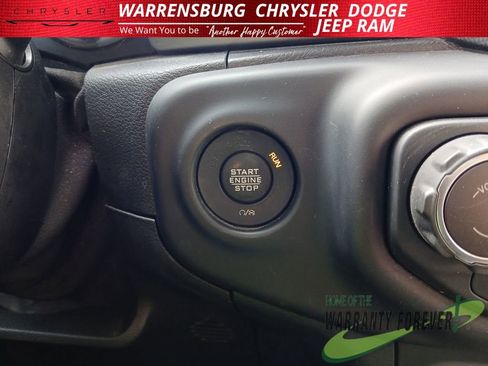 Used 2021 Jeep Wrangler Sport image 27