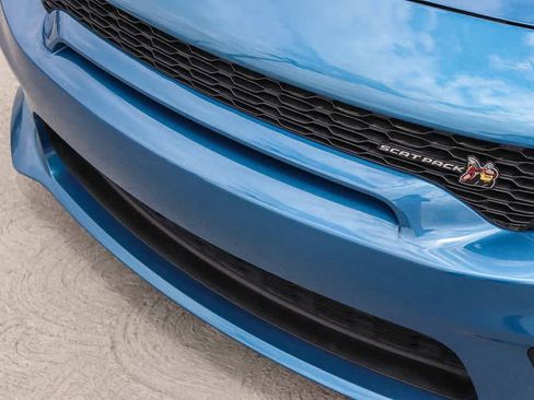 Used 2022 Dodge Charger Scat Pack RWD image 8