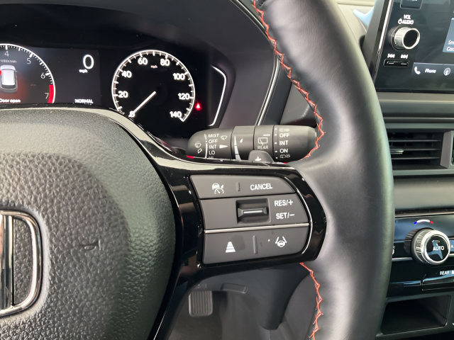 Certified 2025 Honda Pilot TrailSport image 16