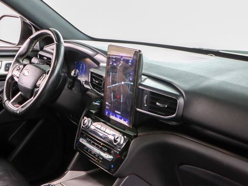 Used 2021 Ford Explorer ST w/ ST Street Pack image 27