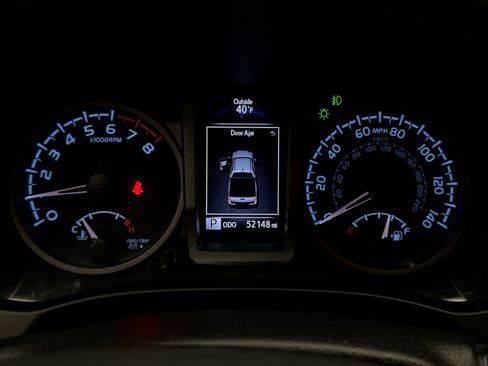 Used 2021 Toyota Tacoma TRD Sport image 13