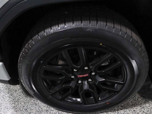 Used 2022 GMC Sierra 1500 Elevation w/ Elevation Premium Package image 11