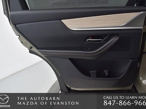 Certified 2025 MAZDA CX-70 Plug-In Hybrid w/ Premium Pkg image 34
