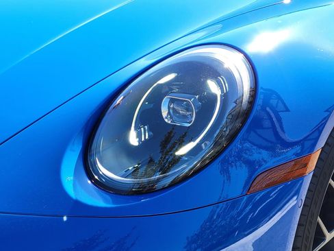 Certified 2025 Porsche 911 Carrera image 34