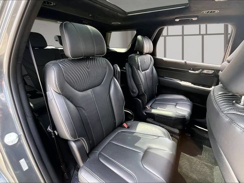 Used 2024 Hyundai Palisade Calligraphy FWD image 23