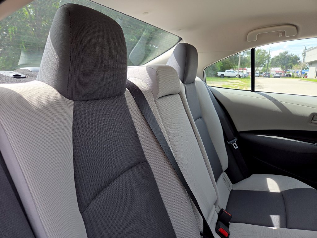 Certified 2025 Toyota Corolla LE w/ Convenience Package FWD image 18
