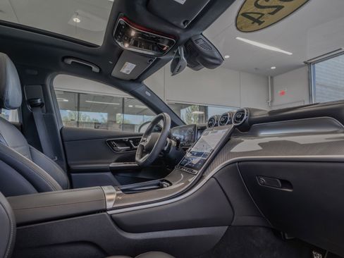 Certified 2024 Mercedes-Benz GLC 300 4MATIC image 17