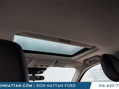 New 2026 Ford Maverick Lariat w/ Black Appearance Package image 24