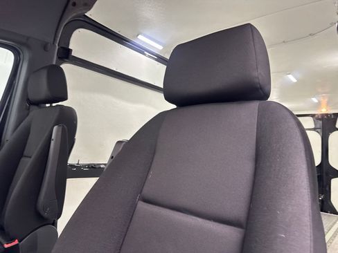 Used 2024 Mercedes-Benz Sprinter 2500 image 26