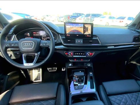 Used 2025 Audi SQ5 Premium Plus image 16