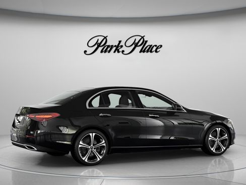 Used 2025 Mercedes-Benz C 300 Sedan image 22