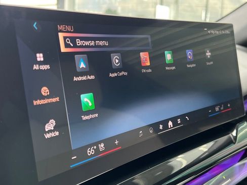 Used 2024 BMW i5 eDrive40i w/ Convenience Package image 55