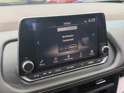 Certified 2023 Nissan Rogue SV FWD image 23