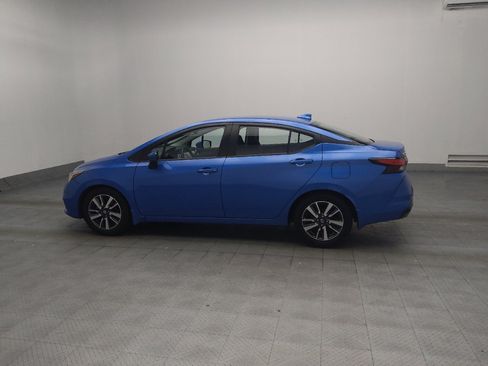 Used 2021 Nissan Versa SV FWD image 3