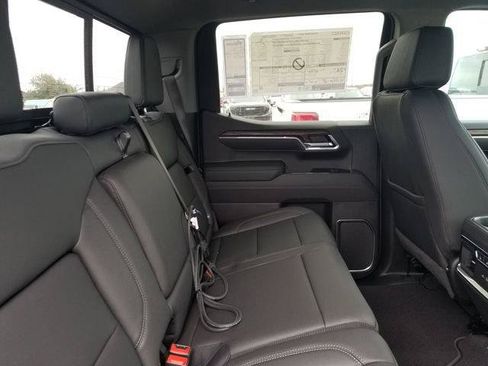 New 2026 GMC Sierra 1500 SLT AWD/4WD image 11