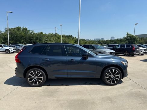 Certified 2025 Volvo XC60 B5 Plus w/ Protection Package Premier AWD/4WD image 4