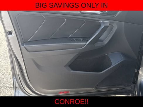 Used 2022 Volkswagen Tiguan SE FWD image 10