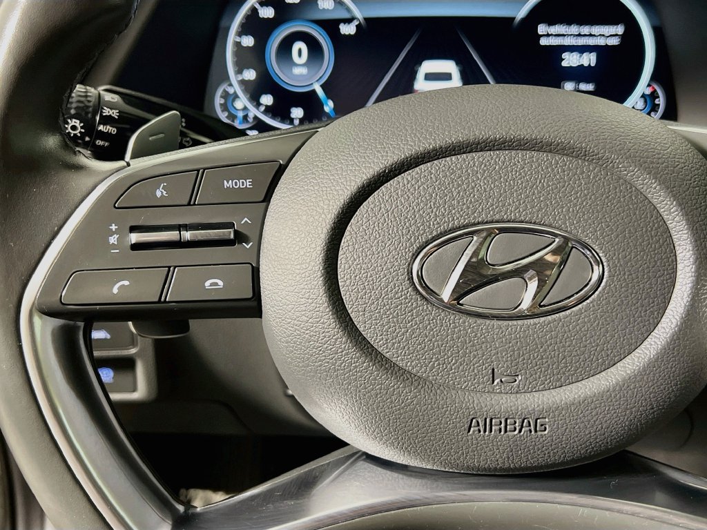 Used 2021 Hyundai Sonata Limited FWD image 16