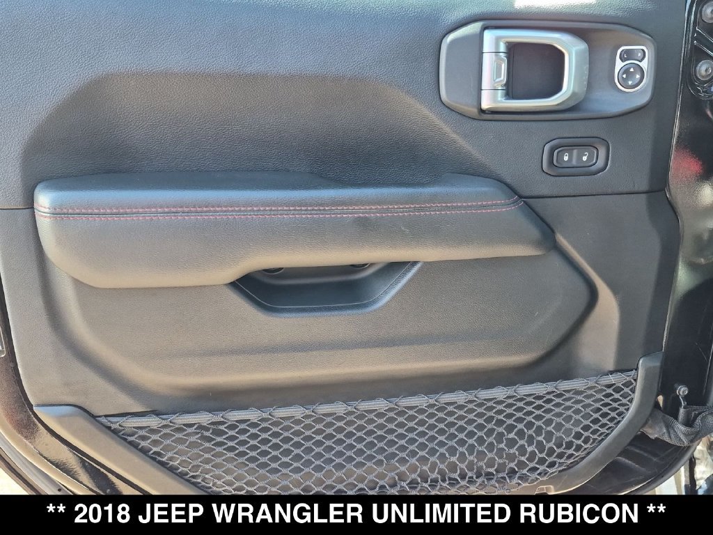Used 2018 Jeep Wrangler Unlimited Rubicon w/ Dual Top Group AWD/4WD image 25
