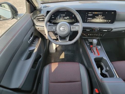 New 2025 Nissan Kicks SR w/ SR Premium Package AWD/4WD image 26