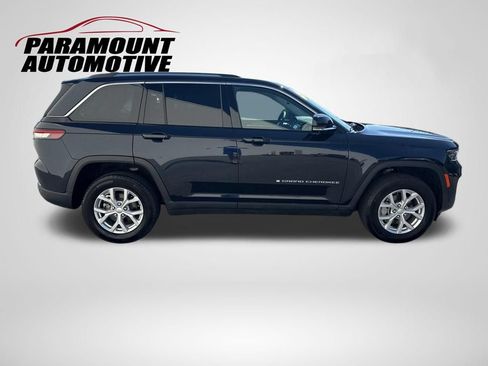 Used 2024 Jeep Grand Cherokee Limited w/ Luxury Tech Group II AWD/4WD image 8