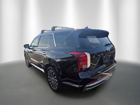 Used 2023 Hyundai Palisade Calligraphy AWD/4WD image 2