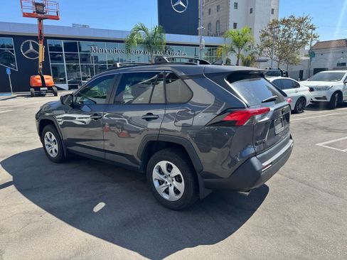Used 2019 Toyota RAV4 LE w/ All Weather Liner Package AWD/4WD image 4