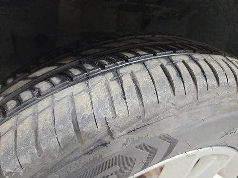 Used 2018 Dodge Grand Caravan SXT image 27