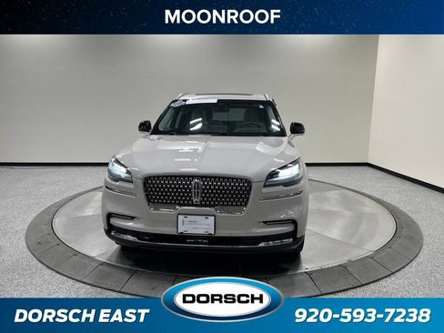 Certified 2022 Lincoln Aviator Reserve w/ Equipment Group 201A AWD/4WD image 2