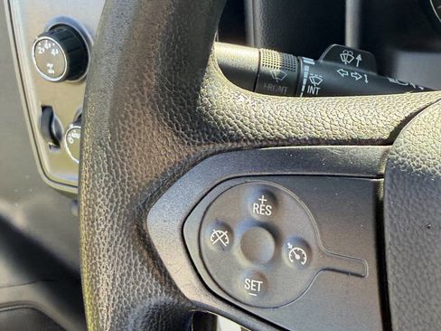 Used 2016 Chevrolet Silverado 2500 W/T AWD/4WD image 40